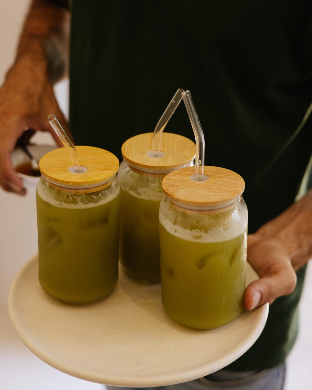 Matchas fríos servidos en OLIVO